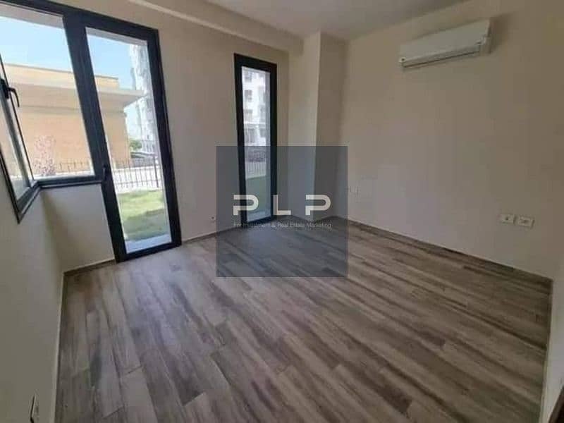 Apartment for sale below market price, resale, fully finished and ready to move in Sodic East New Heliopolis open view - Aanzicht 6