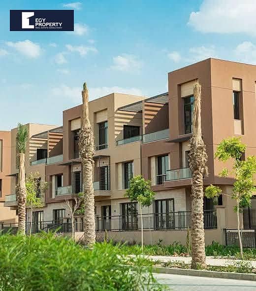 Fully Finished Luxury Apartment Ready to Move for Sale in District 5, New Cairo - Görünüm 2
