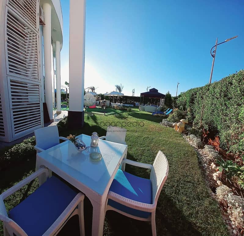 Front Row Beach Villa for Sale in Marseilia Beach 4 – Panoramic Sea View - Ansicht 5