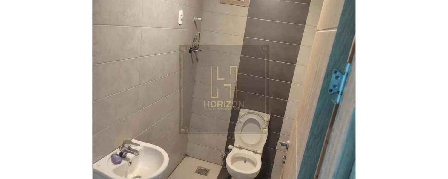 lowest price furnished Office 3rooms for rent in Business Plus new cairo - Vista 4