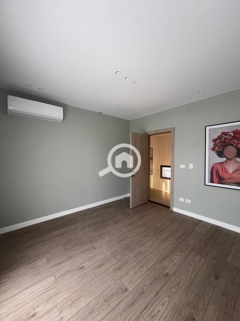 Duplex for rent in 5th settlement in Sodic Eastown compound - Bild 5