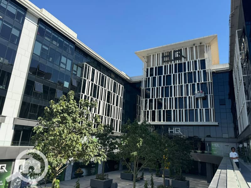 Unique administrative headquarters of 72m for rent in the strongest location in District 5, New Cairo. – další