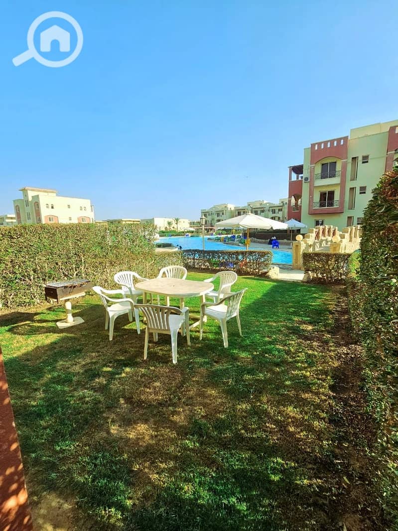 Chalet 3 ground floor with a private garden by the pool in Lasreena Village, Ain Sokhna - Aanzicht 3