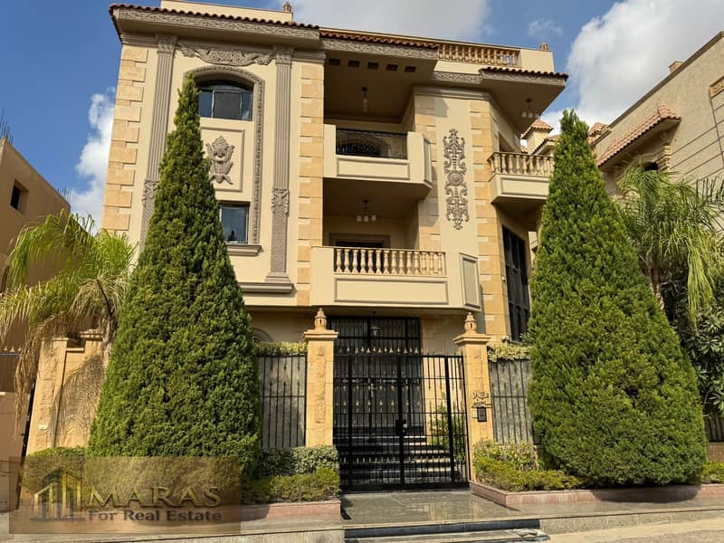 Villa for Sale in New Cairo First Settlement Public Security Compound 520 sqm Elevator Duplex Apartments Roof Furnished Parking - Ansicht 2