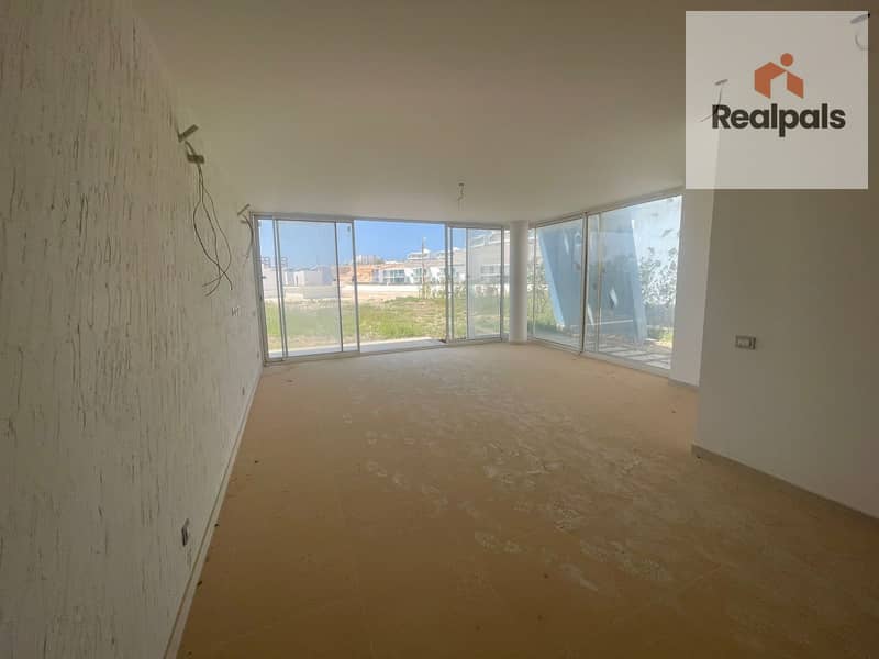 Stand alone villa for sale under market price direct on lagoon ready to move – pohled 3