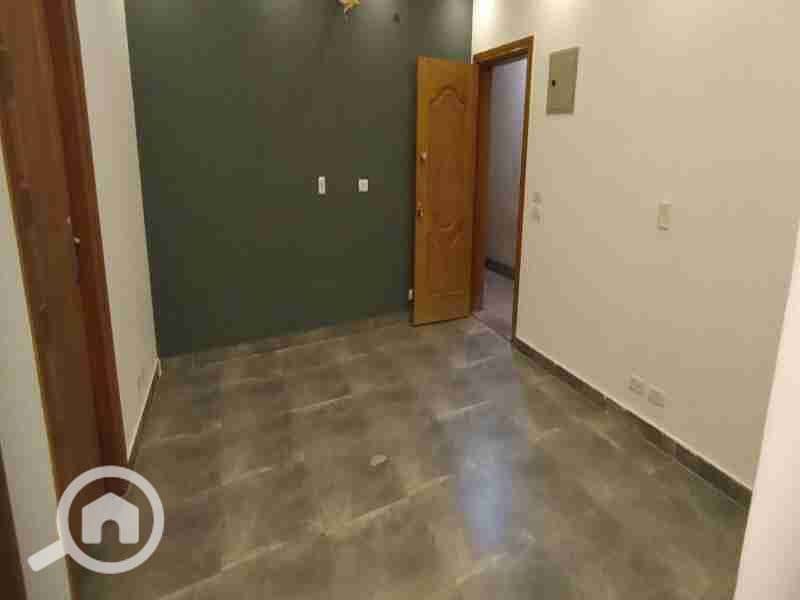 Office for rent in Sheikh Zayed - Mehr