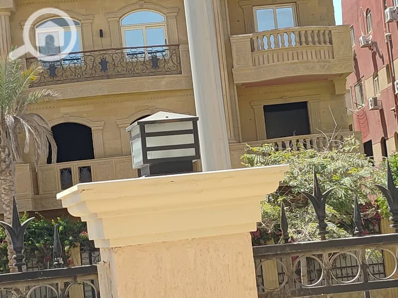220 sqm Apartment for Sale in Banafseg – Villas Area – 3 Master Bedrooms – Private Entrance – Garden View - Widok 4
