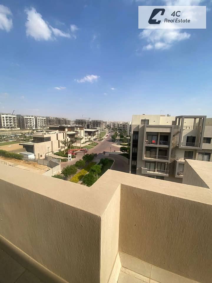 4 WhatsApp Image 2025-02-25 at 11.58. 25 PM (2). jpeg