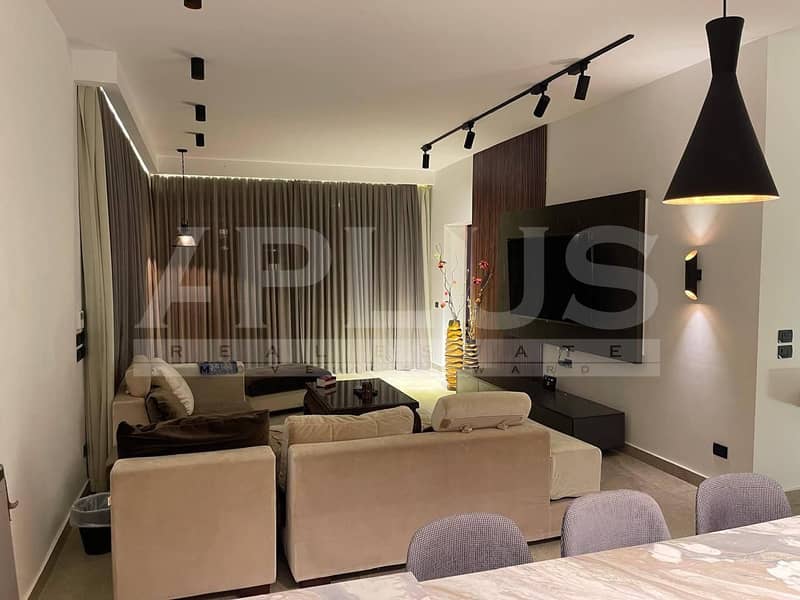 10 d25d3abb-a5bd-4a41-8706-e43e57e23360. jpg