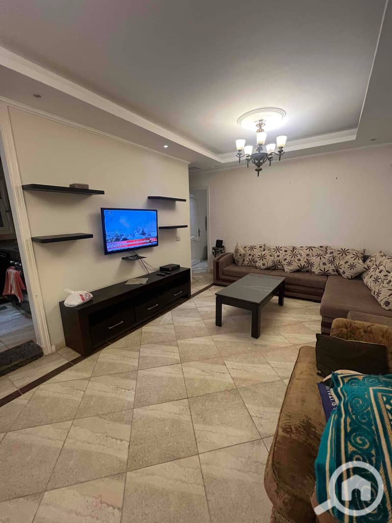 An opportunity not to be missed: an apartment for sale in Fleming just steps from the tram (145 m) without furniture. - Widok 4