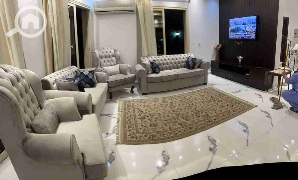 Villa for sale in Maxim Compound, ultra-super-lux finishing and swimming pool. - Vista 5