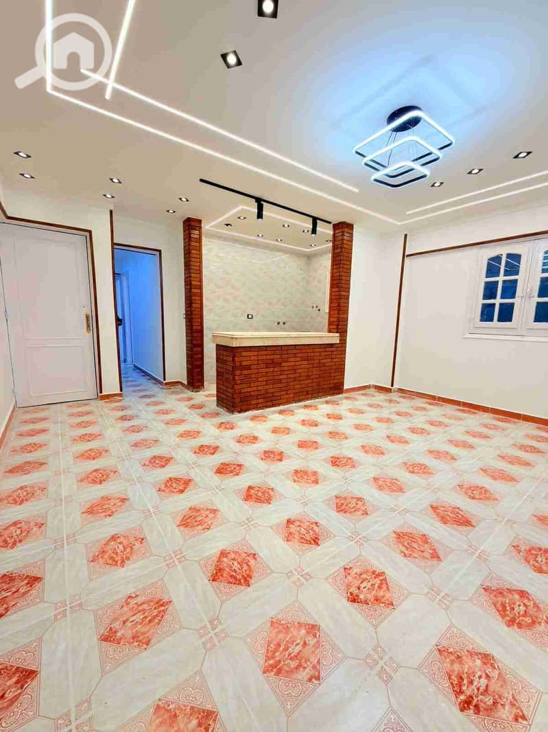 Apartment for sale in Alexandria, Beach of the Palm next to the Defense Club Hotel, steps to the sea and markets, fully registered with all facilities. - Widok 5