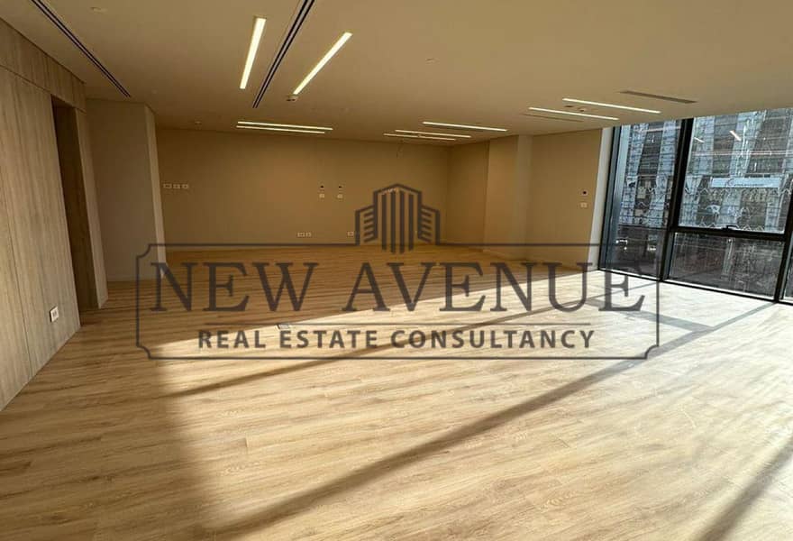Office in U Venues Plaza View Fully Finished For Sale New Cairo - Widok 3