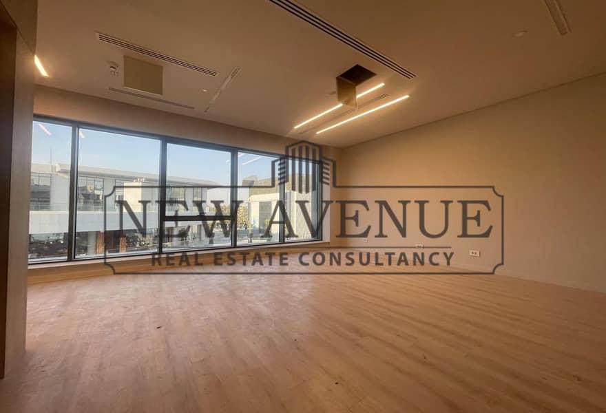 Office in U Venues Plaza View Fully Finished For Sale New Cairo - Widok 4