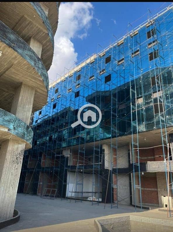 Office for sale with immediate delivery on installment plans in the heart of Sheikh Zayed City at 101 Mall. – pohled 3