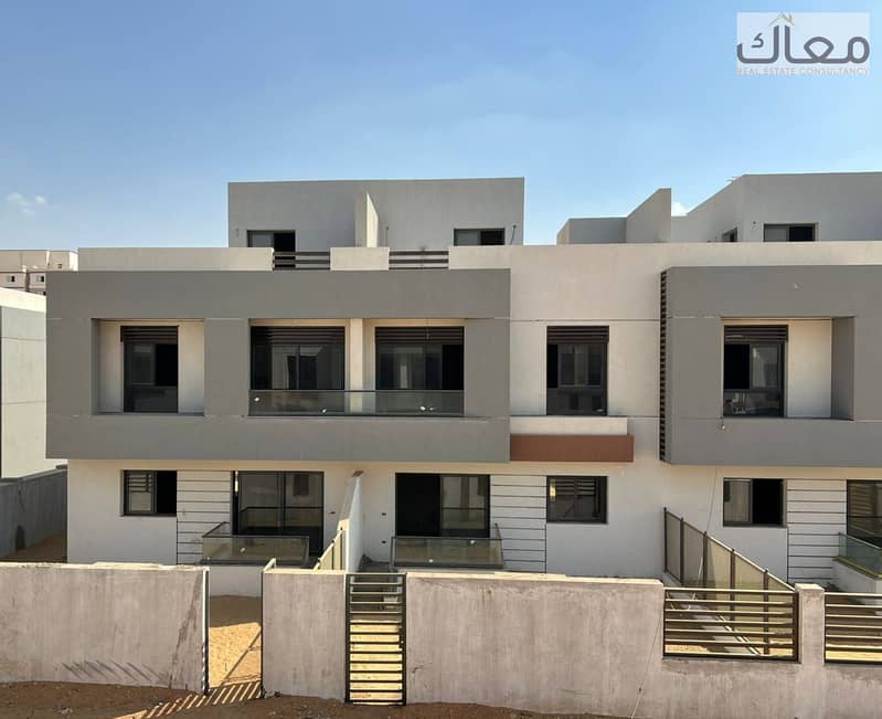 Corner Townhouse Directly on the Green River – Delivery in 6 Months - Ansicht 3