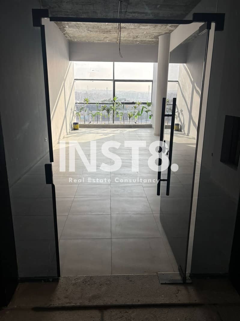 Office Space 72m for Rent Finished with ACs in Eastlane Mall - Widok 2