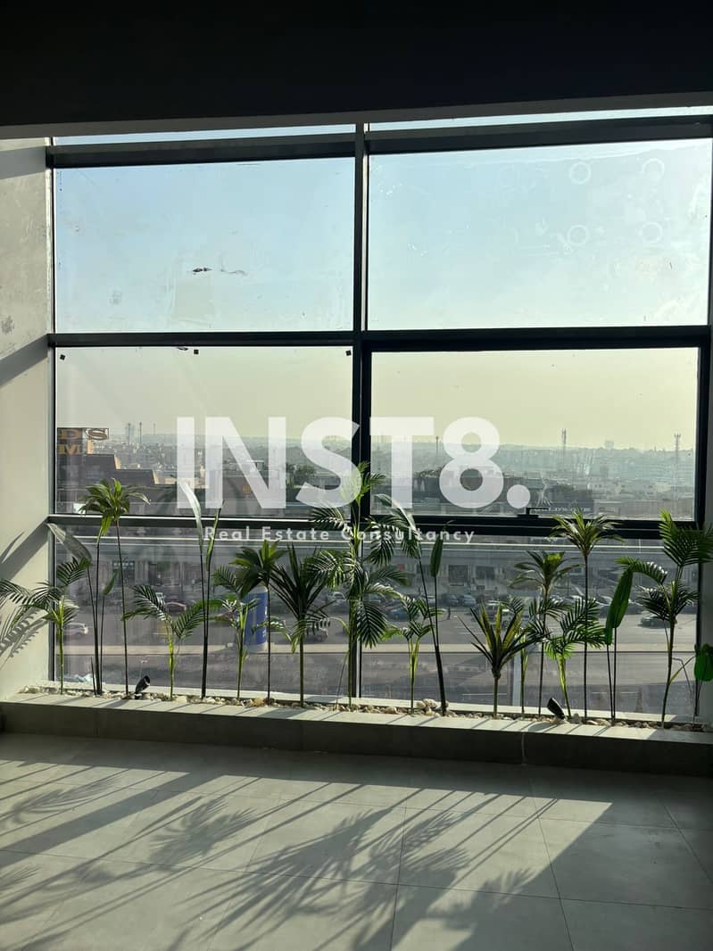 Office Space 72m for Rent Finished with ACs in Eastlane Mall - Widok 3