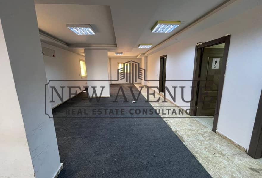 Administrative Officewith avery Prime Location Fully finished Al lasilki MAADI - Mehr