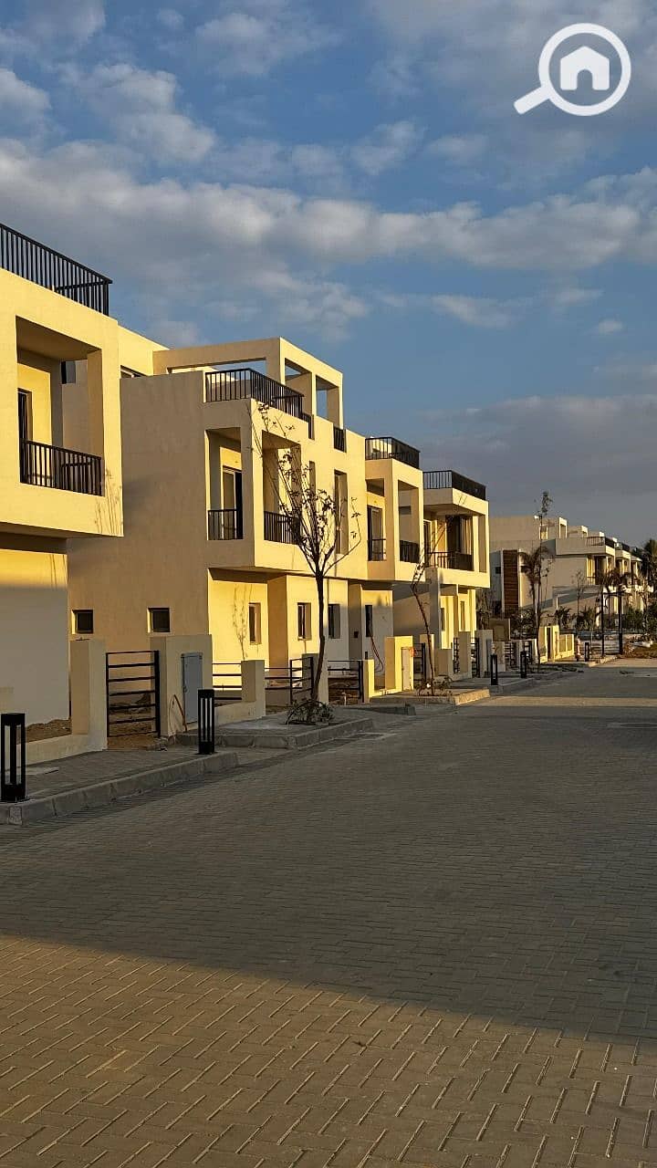 twinhouse for resale lowest market price lacville compound sheikh zayed - Ansicht 2