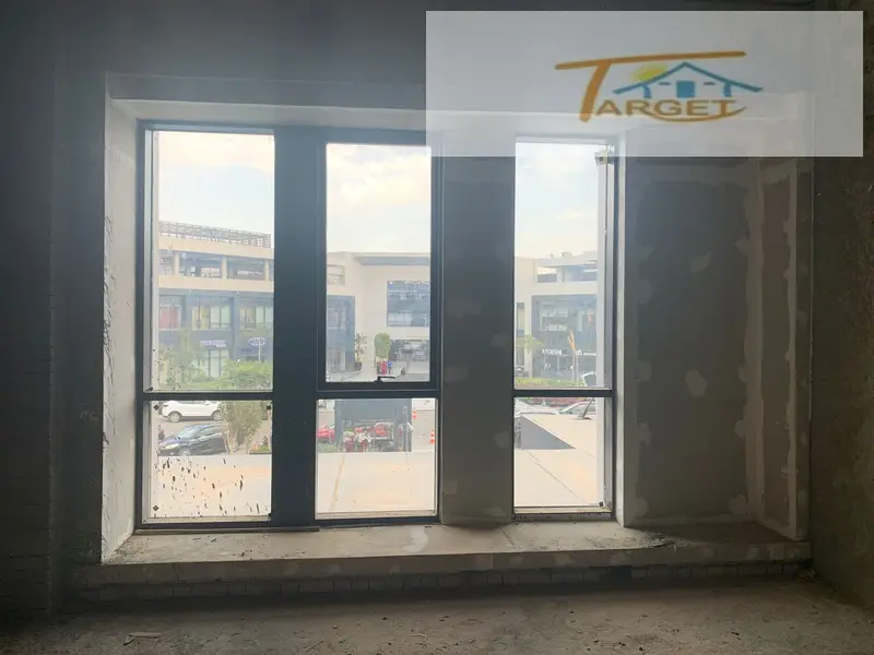 Clinic for rent in Madinaty, 43 square meters net, East Hub Medical Complex. Opportunity for doctors of all specialties. - Vista 6