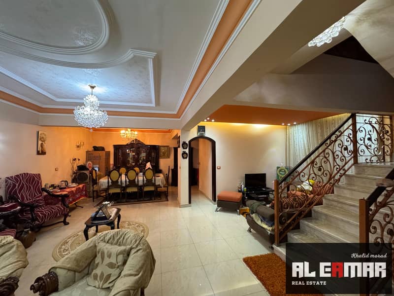 Townhouse villa for sale in Al Nasayem Compound, Sheikh Zayed, on the Dahshur and Oasis roads. – pohled 2