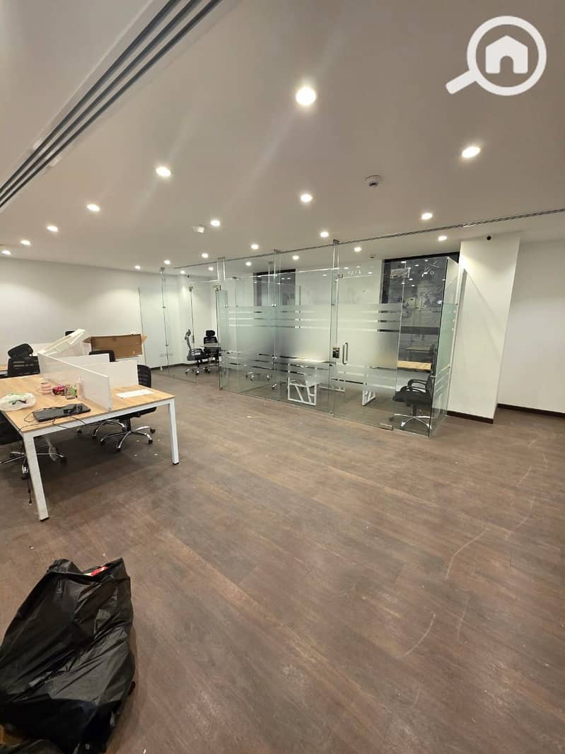 Outstanding administrative headquarters 106m central air conditioning for إي رجار in One Katameya Al-Mershady Circular Maadi - Ansicht 2