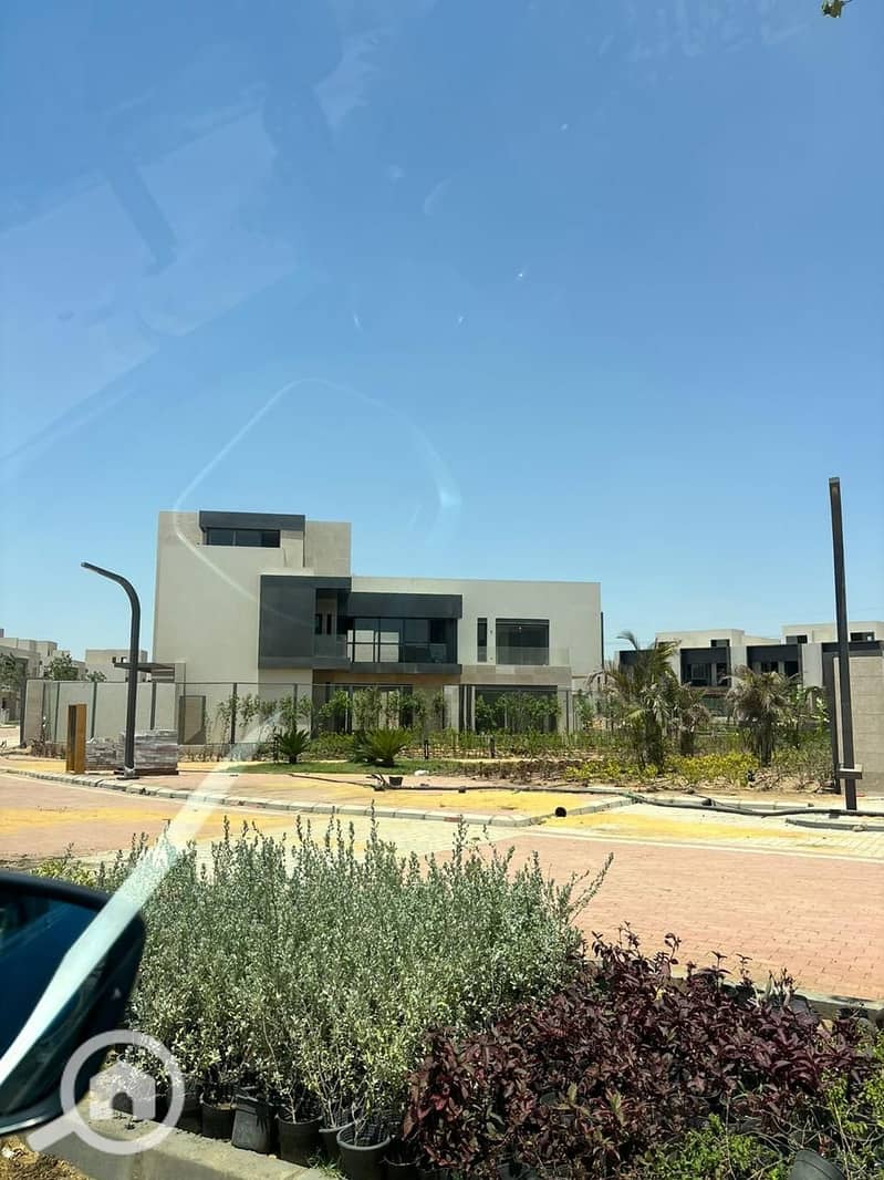 Unique Standalone in front of Beverly Hills - Ansicht 2