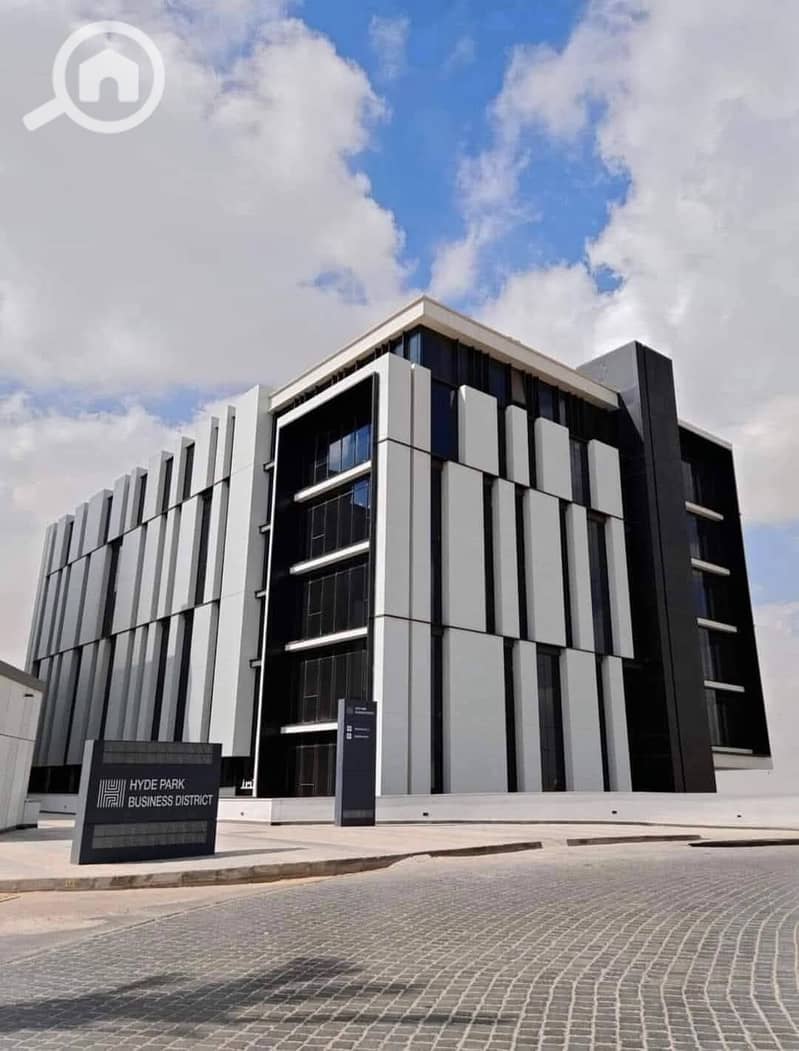 Unique administrative headquarters of 135 sqm, air-conditioned, ultra-modern finishing for rent in the strongest business district, Hyde Park, Fifth Settlement. - Aanzicht 3