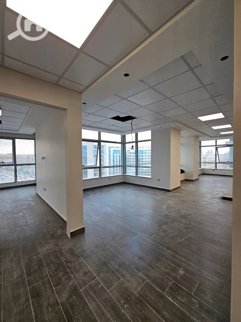 Unique 350m administrative headquarters, ultra-modern, air-conditioned for rent in the midst of the largest companies in Sama Towers, Maadi – pohled 5
