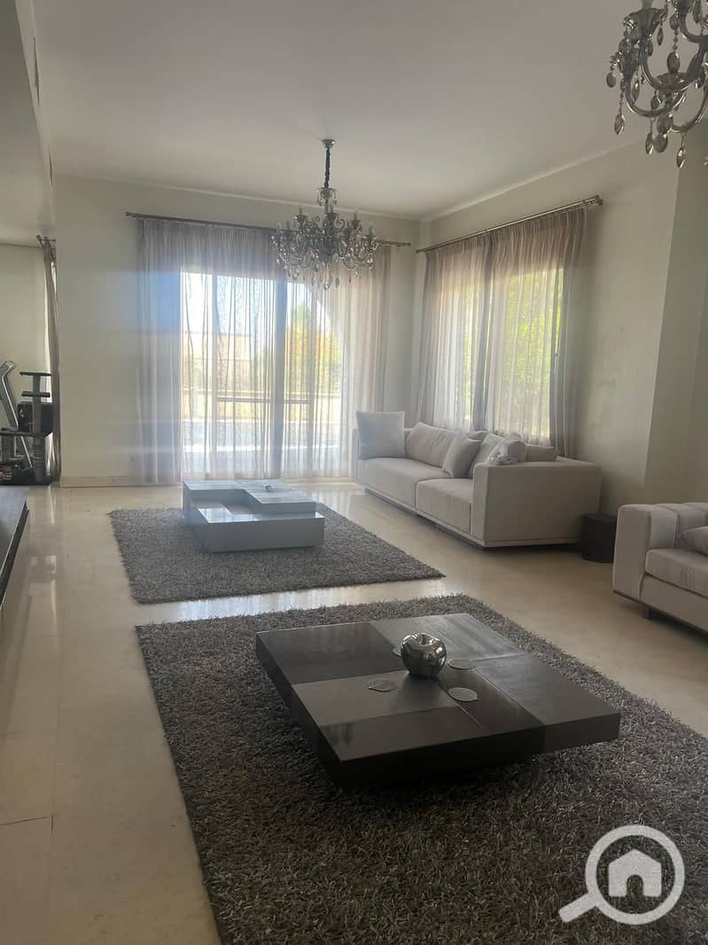 Swimming pool | Luxurious | Uptown Cairo Emaar - Ansicht 3