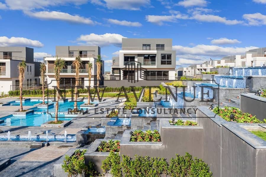 For sale dp 5% standalone with installments till 10 years in El Patio Jade La Vista - Mehr