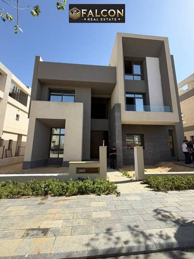 5 Bedroom Villa for Sale in New Cairo, Cairo - 584482285_4326965680866879_3738964680161788057_n. jpg