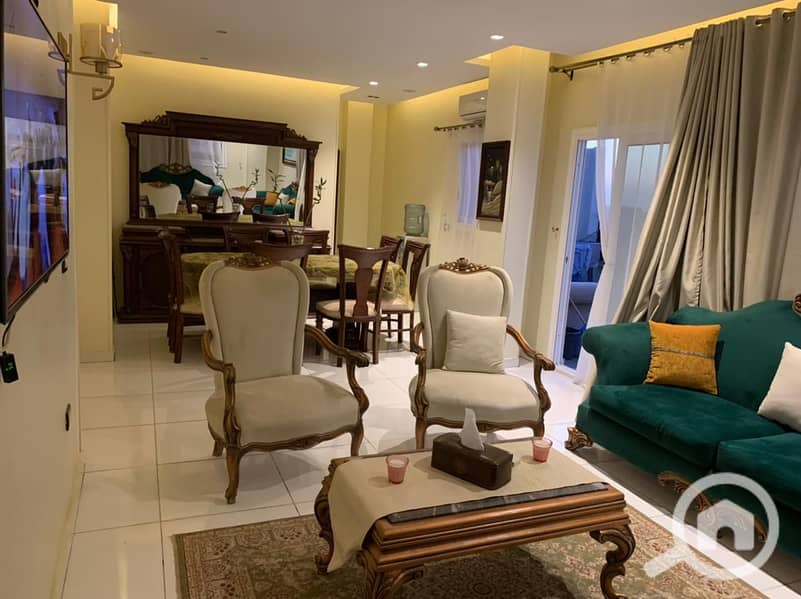Rooftop apartment for sale, legally compliant, ultra-super-luxurious finishing, Fifth District, second contract, villas and palaces area, near the cen - Ansicht 2