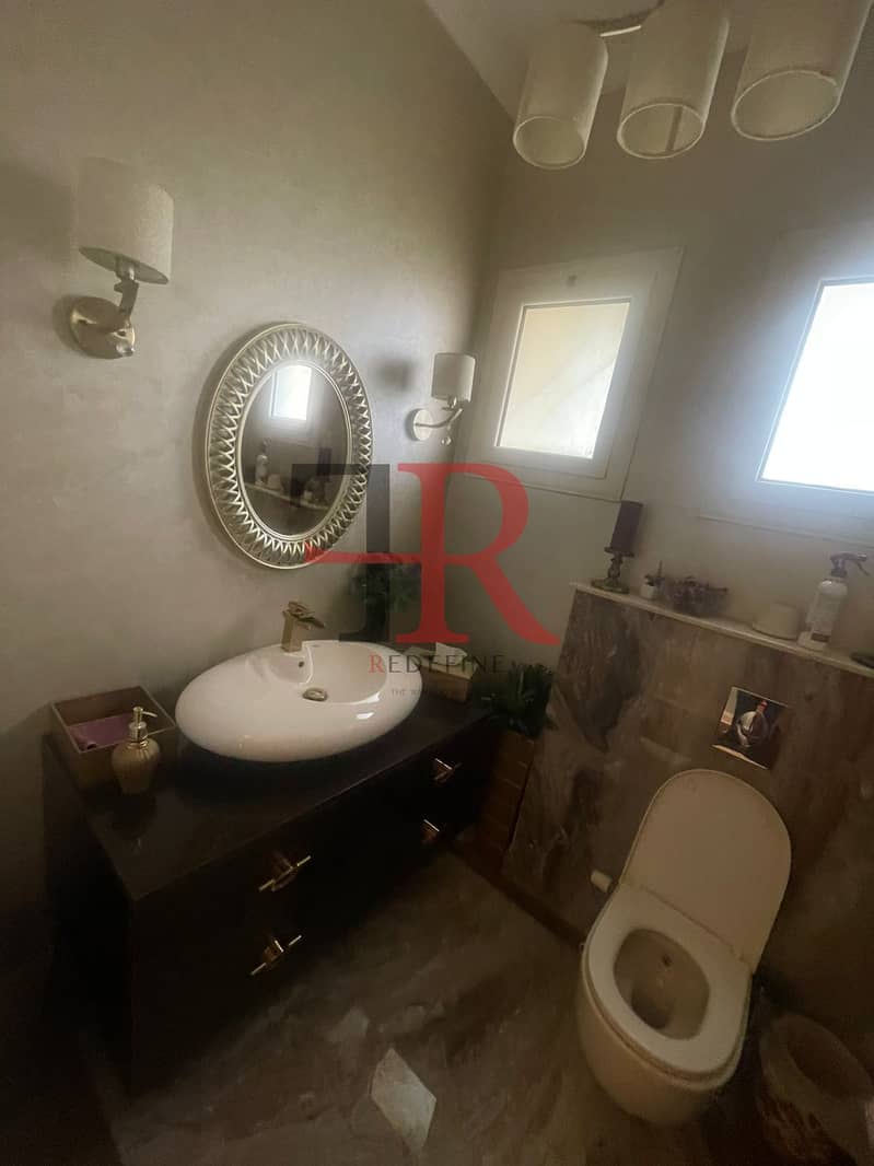 Town house for sale ready to move in semi furnished with kitchen & ACS in dyar park compound New cairo - Ansicht 5