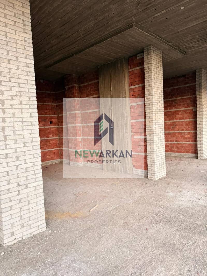 Own a 39m² shop on 26th of July Axis with a down payment of 273,000 and installments up to 9 years with a 10% discount. - Widok 4