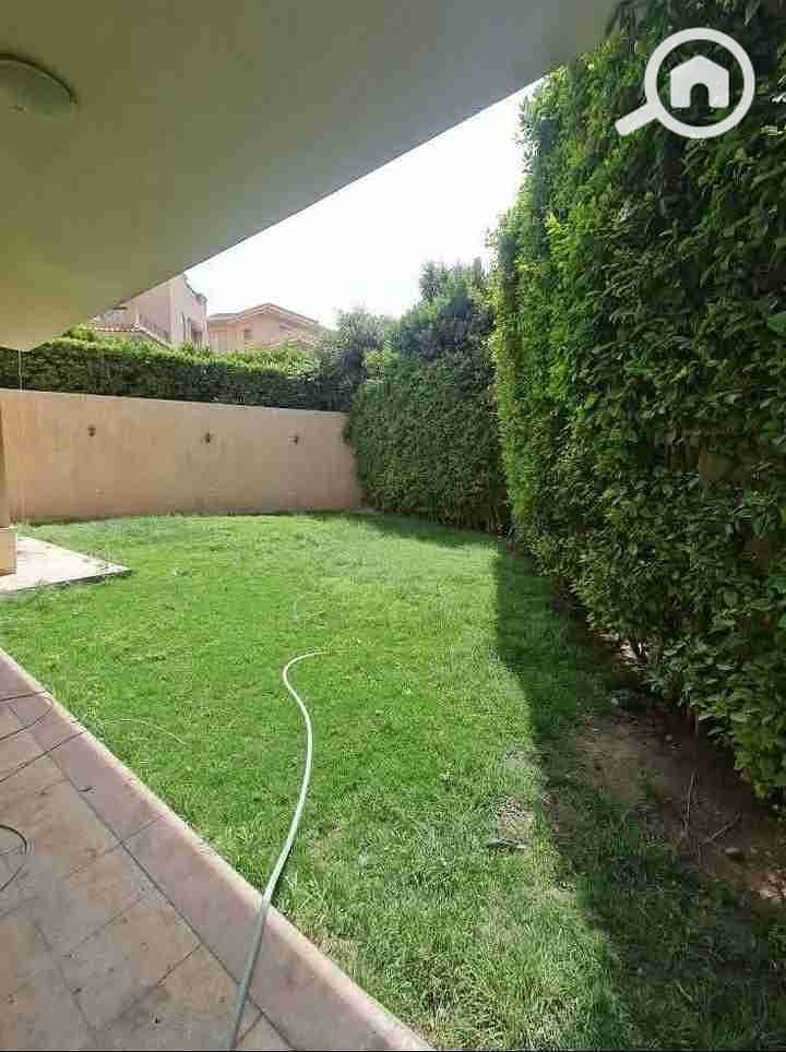 Villa for rent in Flowers Park Compound, New Cairo, Fifth Settlement. Prime location opposite Al Rehab and Zes Seasons Compound - Ansicht 2