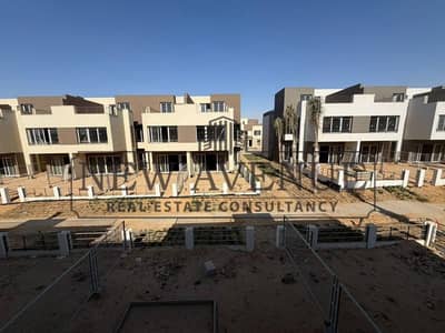 4 Bedroom Townhouse for Sale in New Cairo, Cairo - WhatsApp Image 2026-05-03 at 1.46. 52 PM (2). jpg