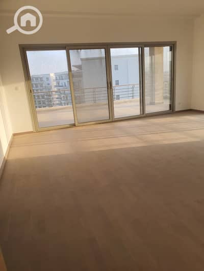 4 Bedroom Penthouse for Sale in Mokattam, Cairo - ارا. jpg