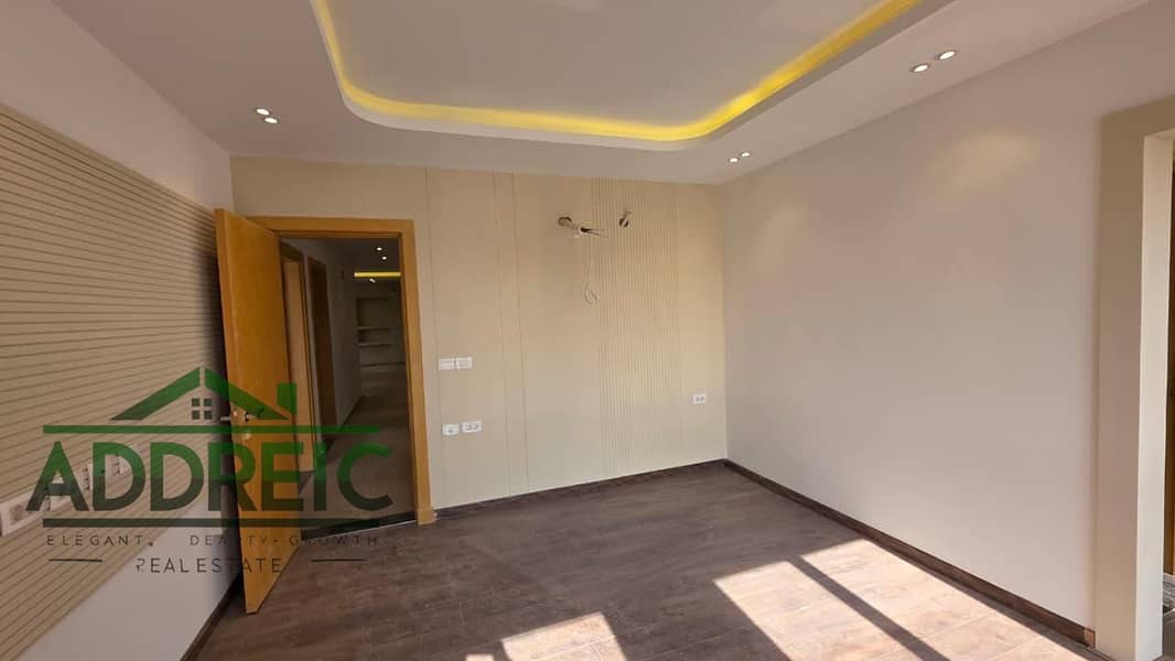A distinctive 145m² apartment in the heart of Fifth Settlement, ready for immediate occupancy, in Eleven SC compound by STM Developments, one of the m - Ansicht 5