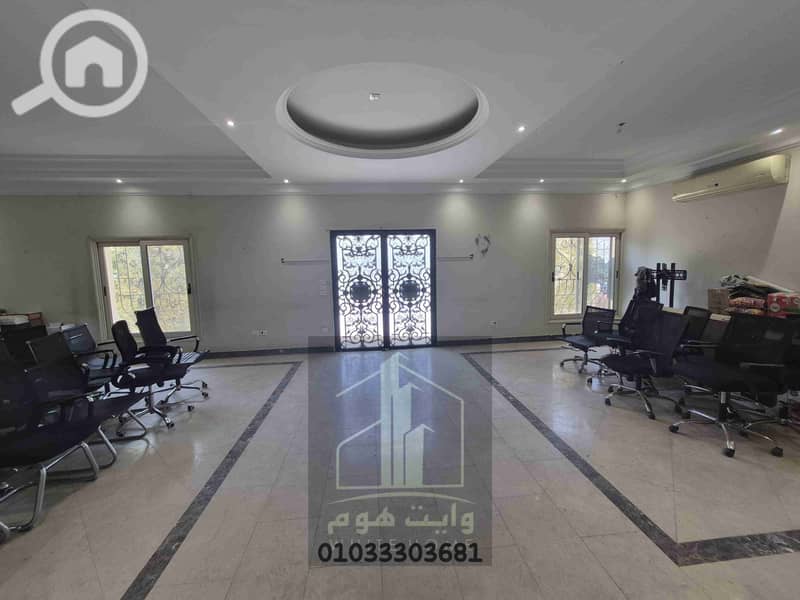 Duplex villa for administrative rent, fully air-conditioned and has a swimming pool in a villa in El Tagamoa El Khames. - Ansicht 2