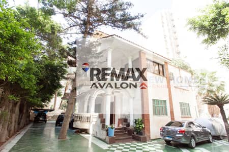 7 Bedroom Villa for Sale in Laurent, Alexandria - 1. jpg