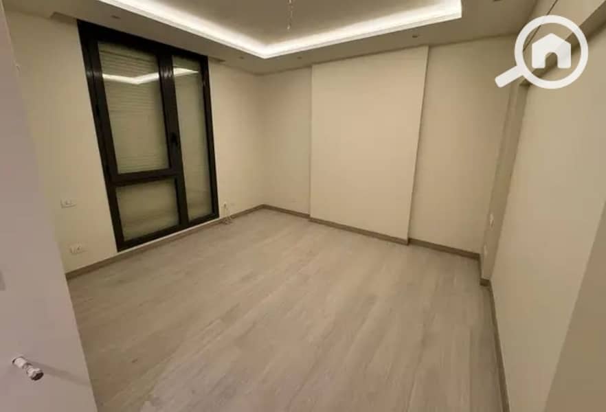 Apartment for sale in Eastown Compound ultra super finishing kitchen air conditioning kitchen appliances 3 rooms and nanny's room - Ansicht 6