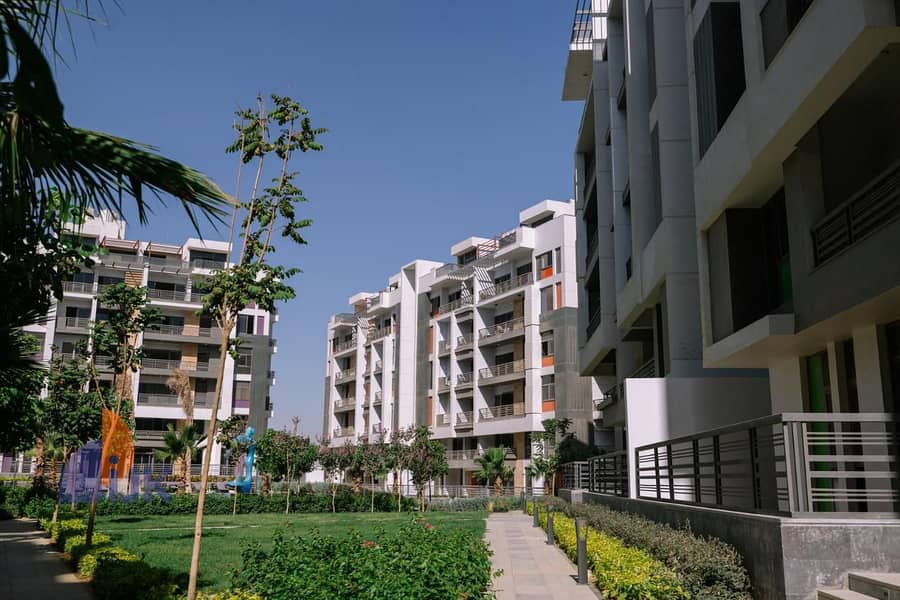 A great deal on an apartment for sale in the heart of the Golden Square, close to Mivida and Hyde Park, in the heart of Fifth Settlement, New Cairo. – další