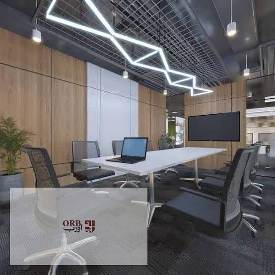 Office for sale with an area of 26 sqm, in El Shorouk City, prime location on Suez and Ismailia roads, with immediate delivery, inside a growing area – pohled 5