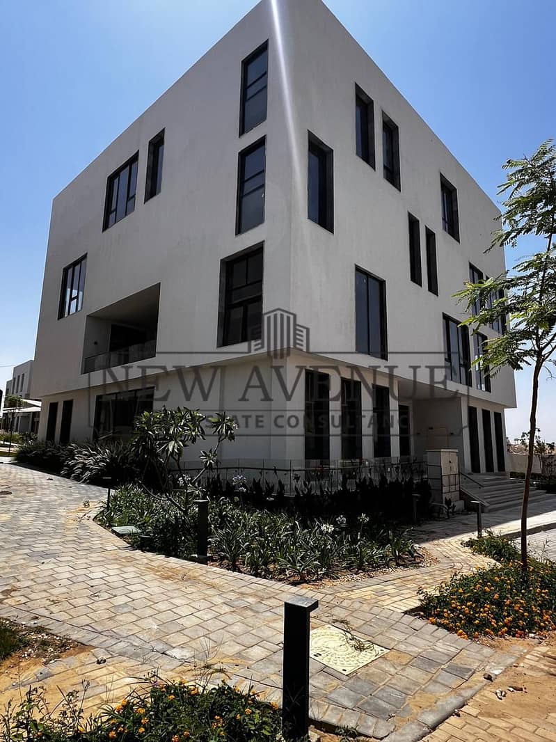 Ready to move Standalone Building for sale with Installments at Owes 6 October - Ansicht 4