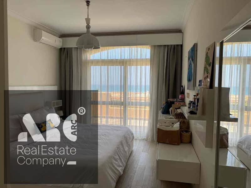 Standalone villa for sale – great deal in Telal North Coast 5 bedrooms, direct north-facing unit with sea view & pool view, in a very prime location. - Widok 5