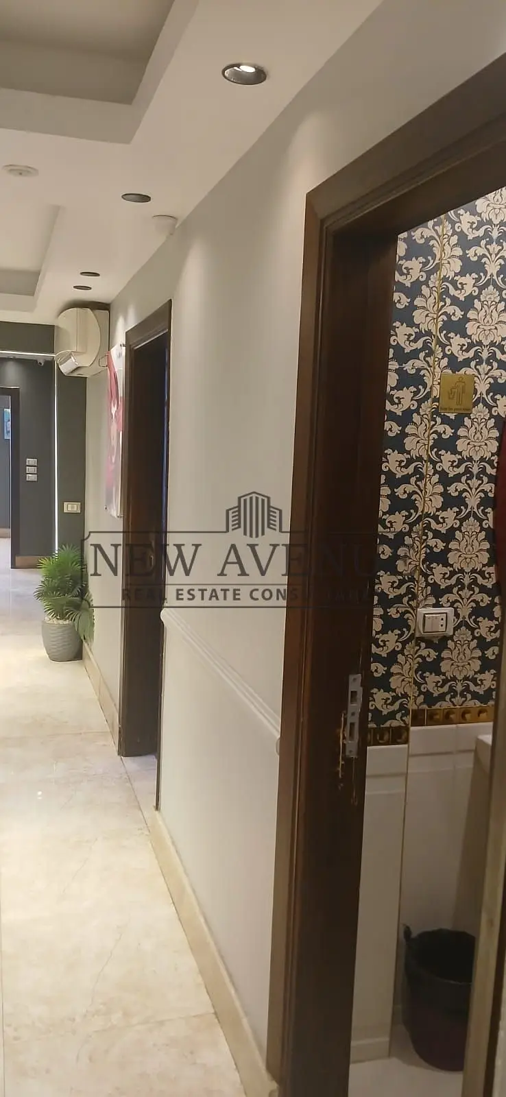 Fully Finished Clinic 300 sqm for sale already operated by Bosyla direct on Mohi Al Din Abou Al Ezz Street, Dokki - Още