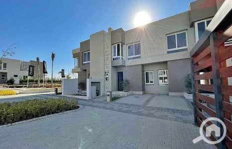 4 Bedroom Townhouse for Sale in 6th of October, Giza - 440299371_352830087801067_6274514720308654876_n_1400x900. jpg