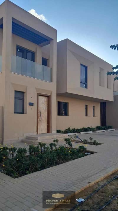 5 Bedroom Villa for Sale in Sheikh Zayed, Giza - 86f5da07-a8f6-4691-b041-28591b7e11c8. jpg 5 Bedroom Villa for Sale in Sheikh Zayed, Giza - 86f5da07-a8f6-4691-b041-28591b7e11c8. jpg